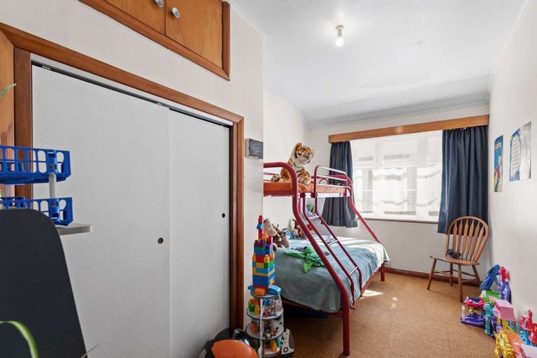 Photo of property in 49 Caius Avenue, Gonville, Whanganui, 4501