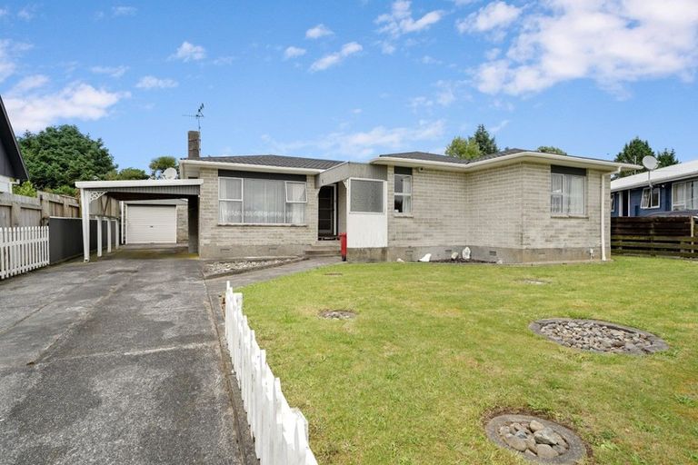 Photo of property in 37 Strathmore Avenue, Levin, 5510