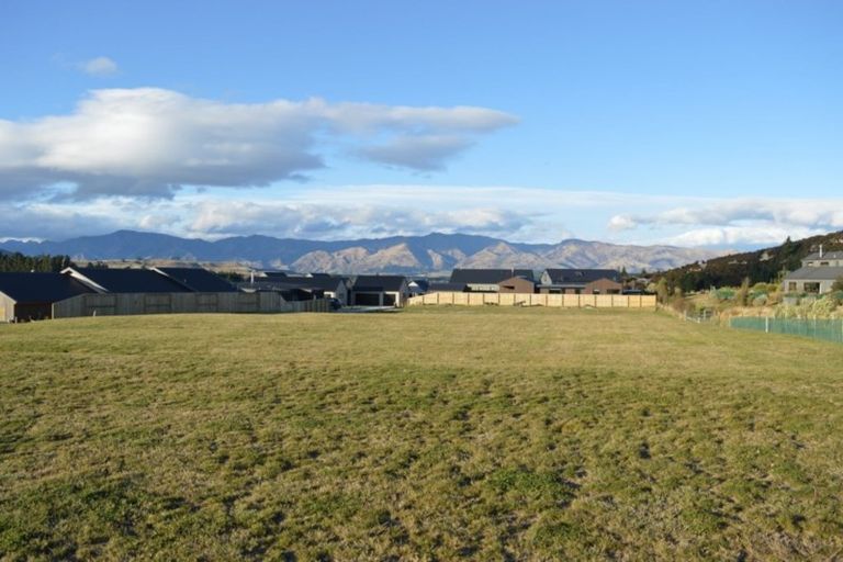 Photo of property in 9 Bargour Street, Wanaka, 9305