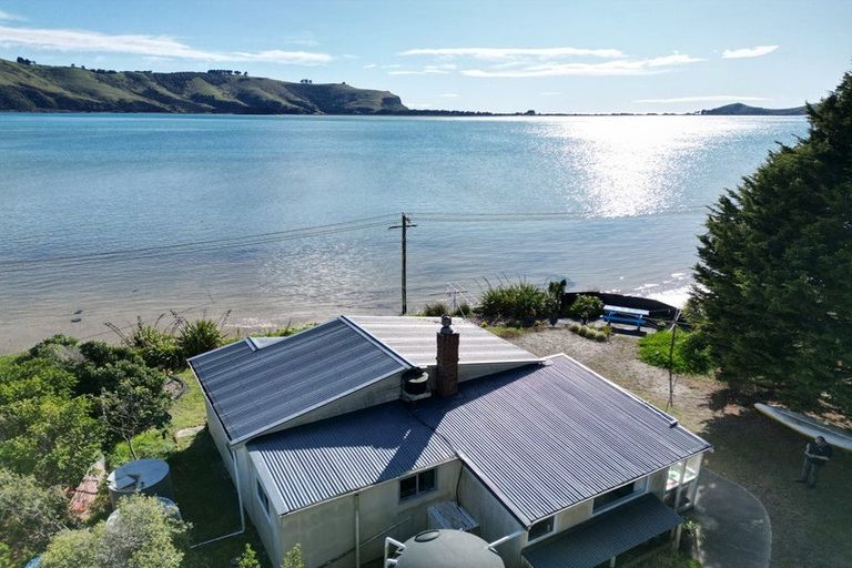 Photo of property in 108 Otakou Golf Course Road, Otakou, Dunedin, 9077