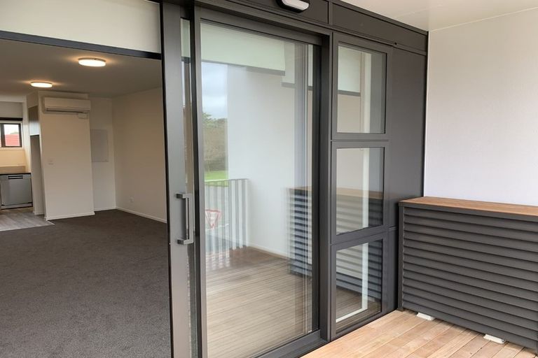 Photo of property in 104/94 Cambridge Terrace, Waterloo, Lower Hutt, 5011