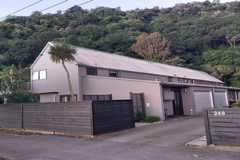 Photo of property in 2/249 Muritai Road, Eastbourne, Lower Hutt, 5013