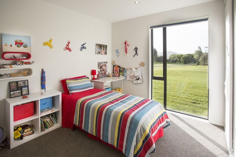 Photo of property in 7 Williams Drive, Fox Glacier, 7886