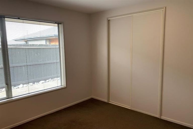 Photo of property in 4 Kingsbridge Drive, Burwood, Christchurch, 8083