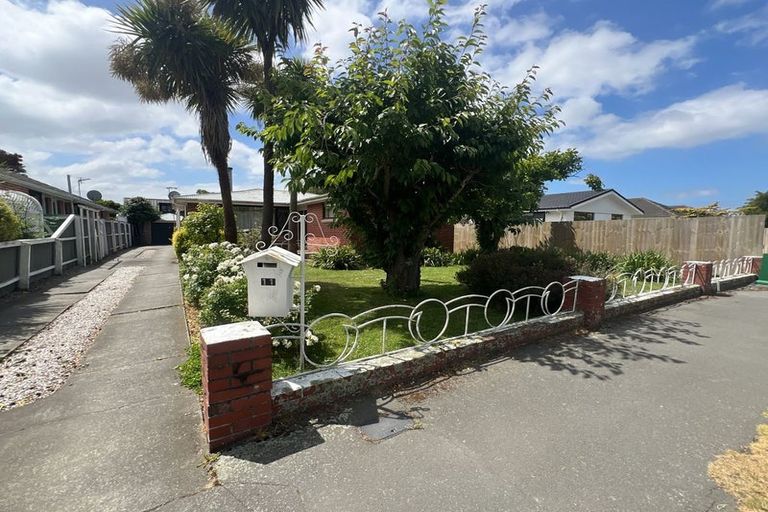 Photo of property in 11 Lochee Road, Upper Riccarton, Christchurch, 8041
