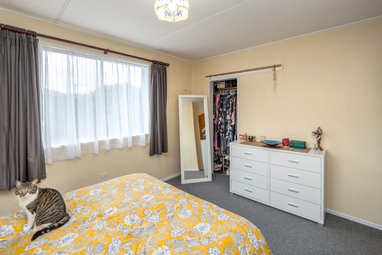 Photo of property in 13 Farrier Grove, Featherston, 5710