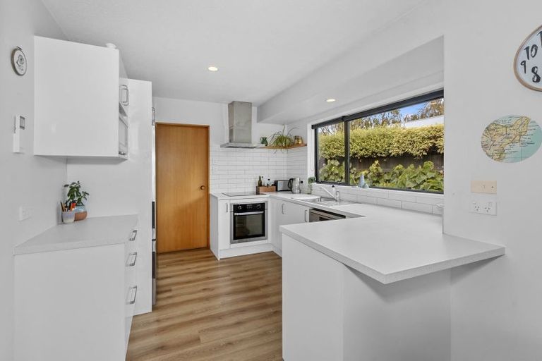 Photo of property in 2/11 Dalkeith Street, Hoon Hay, Christchurch, 8025