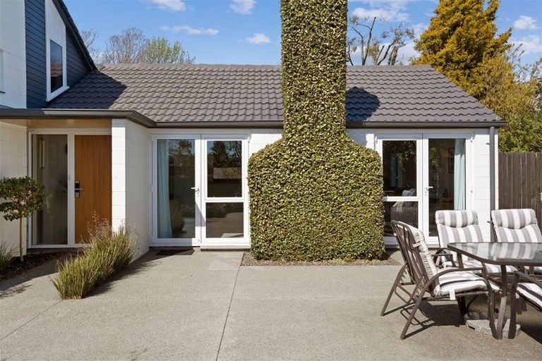 Photo of property in 1/18 Coldstream Court, Ilam, Christchurch, 8041