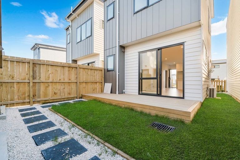 Photo of property in 36 Opoka Street, Papakura, 2110