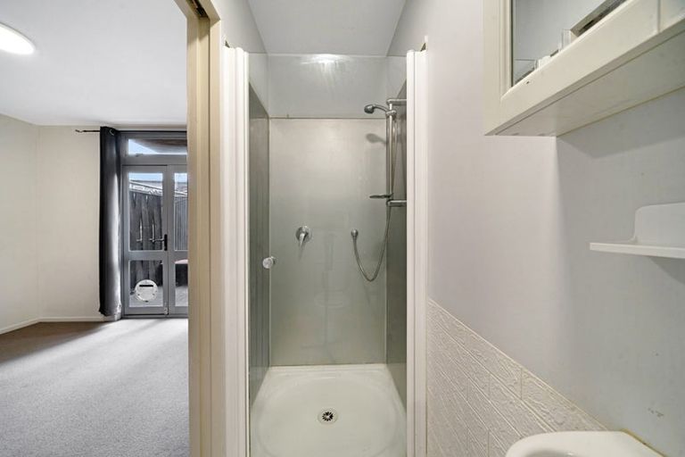 Photo of property in 49 Albionvale Road, Glen Eden, Auckland, 0602