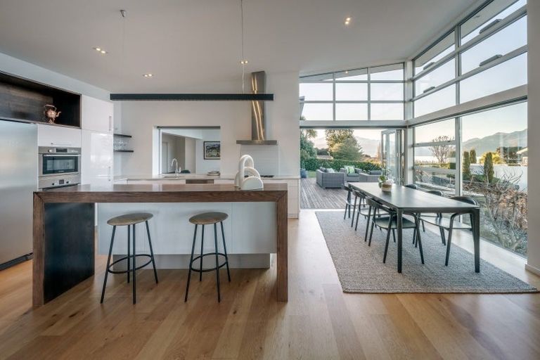 Photo of property in 19a Sunrise Bay Drive, Wanaka, 9305