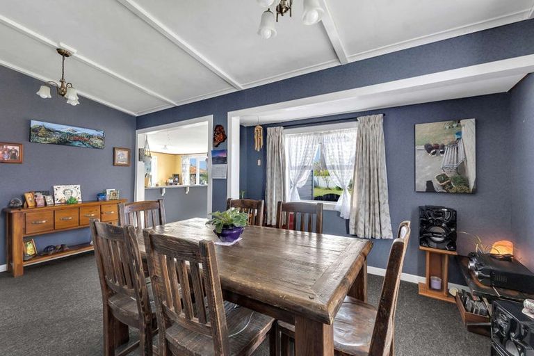 Photo of property in 13 Maire Street, Inglewood, 4330