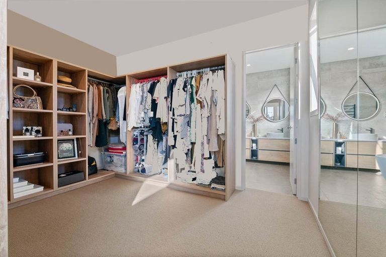 Photo of property in 13 Toanui Road, Hobsonville, Auckland, 0616