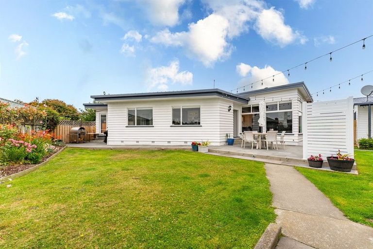 Photo of property in 2 Paignton Street, West End, Timaru, 7910