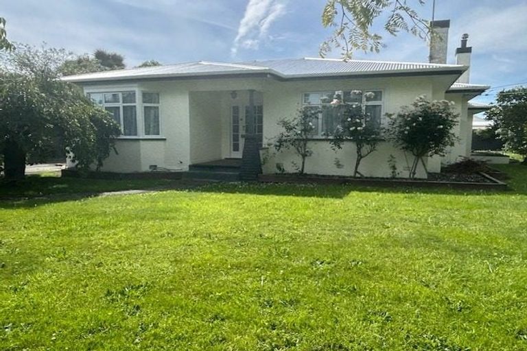 Photo of property in 2 Ongley Street, Feilding, 4702