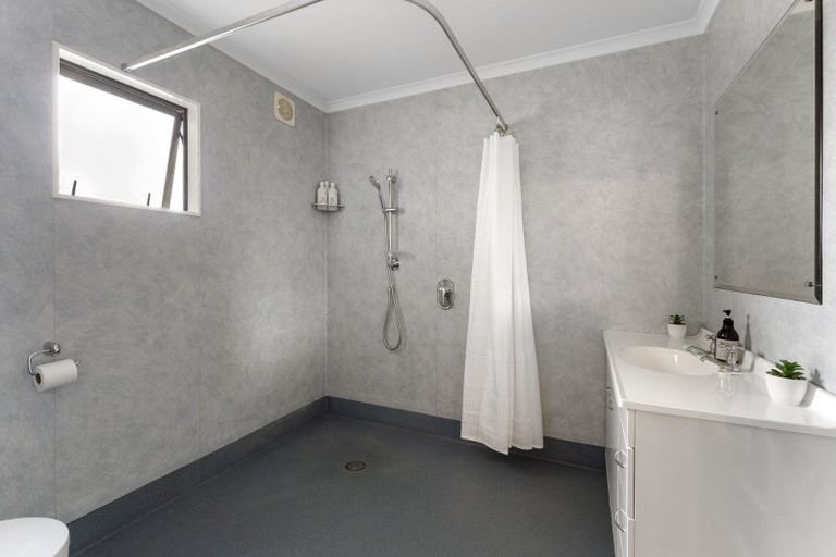 Photo of property in 9 Mariri Place, Waitarere Beach, Levin, 5510