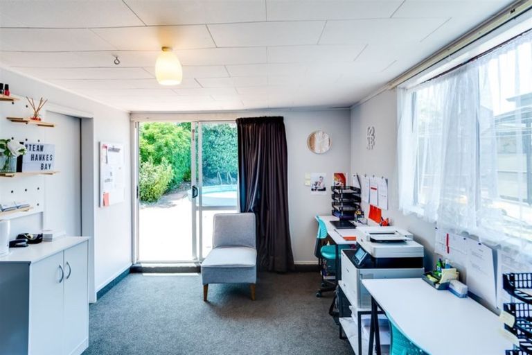 Photo of property in 6 Robinson Crescent, Tamatea, Napier, 4112