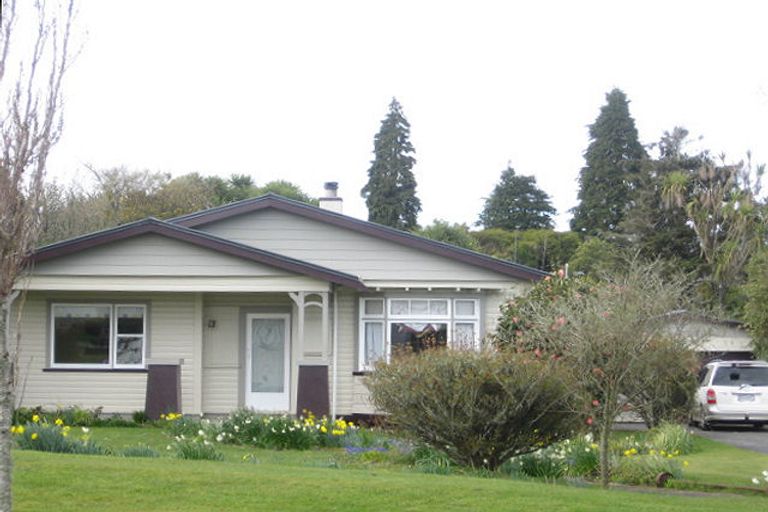 Photo of property in 54 Oberon Street, Stratford, 4332