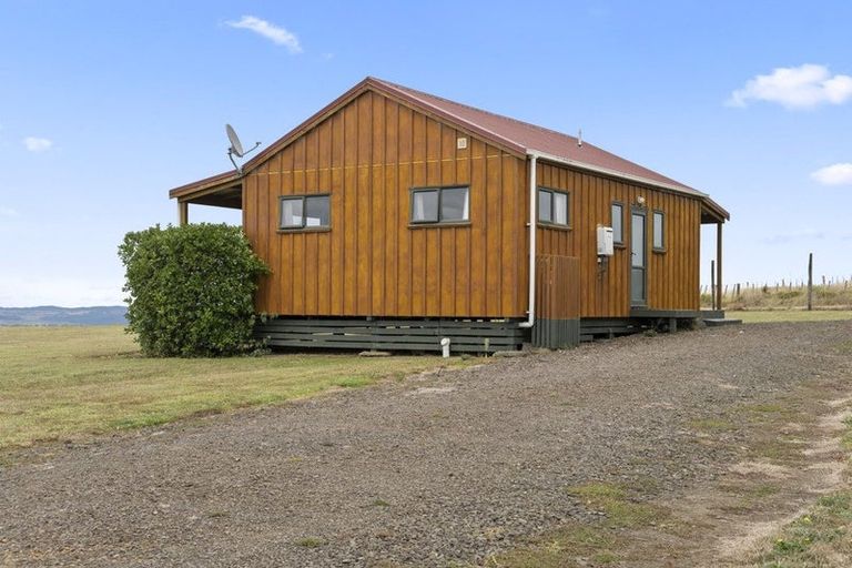 Photo of property in 986 Tinopai Road, Tinopai, Matakohe, 0593