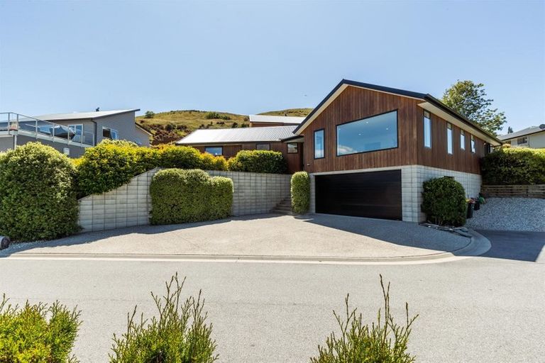 Photo of property in 5 Batsford Lane, Lower Shotover, Queenstown, 9371