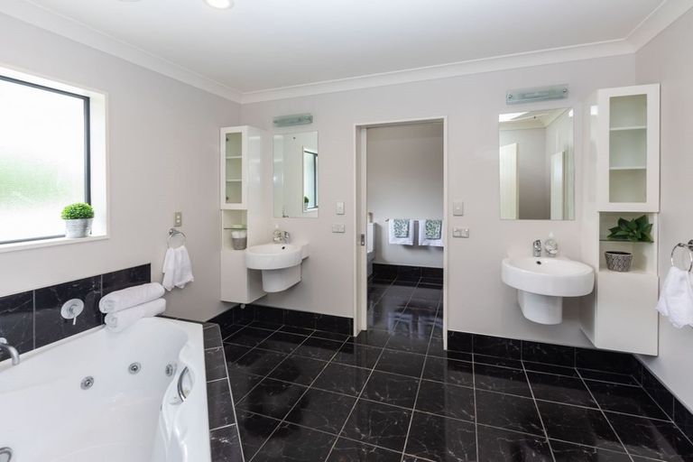 Photo of property in 210 Lawford Road, West Melton, Christchurch, 7676