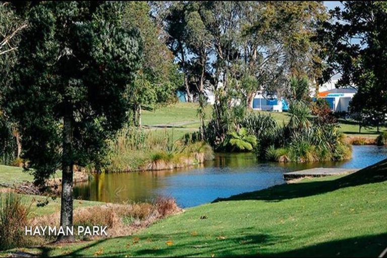 Photo of property in Twin Towers, 611/17 Putney Way, Manukau, Auckland, 2104