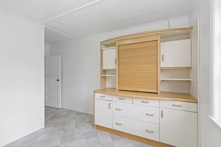 Photo of property in 8 Hughes Crescent, Taita, Lower Hutt, 5011