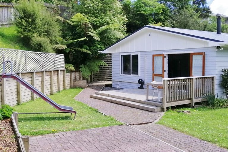 Photo of property in 34 Holborn Drive, Stokes Valley, Lower Hutt, 5019