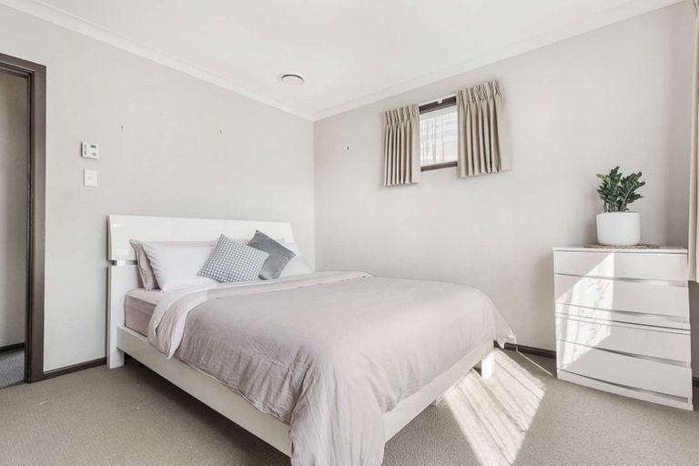 Photo of property in 27 Manapouri Place, Glenview, Hamilton, 3206