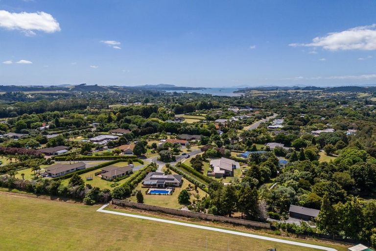 Photo of property in 45 Edkins Road, Kerikeri, 0230