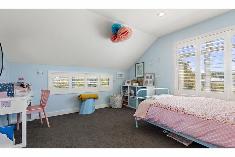 Photo of property in 94 Saint Martins Road, Saint Martins, Christchurch, 8022