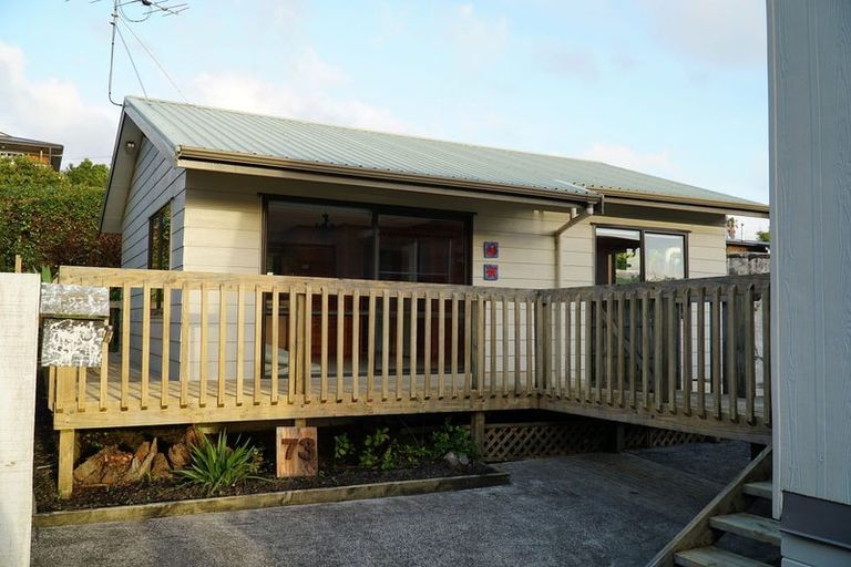 Photo of property in 73 Tindalls Bay Road, Tindalls Beach, Whangaparaoa, 0930