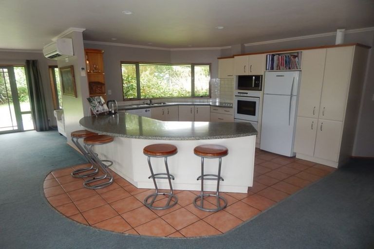 Photo of property in 43 Kew Road, Westport, 7825