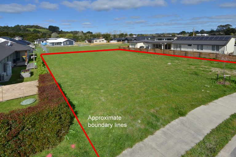 Photo of property in 19 Awanui Crescent, Matakana, Warkworth, 0985