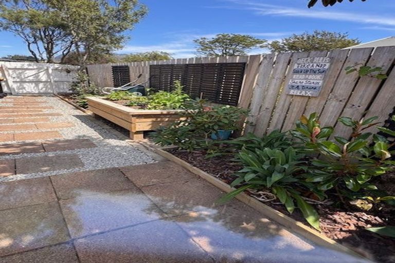 Photo of property in 67 Moana View Road, Waikawa, Picton, 7220