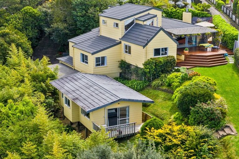 Photo of property in 673 East Coast Road, Browns Bay, Auckland, 0630