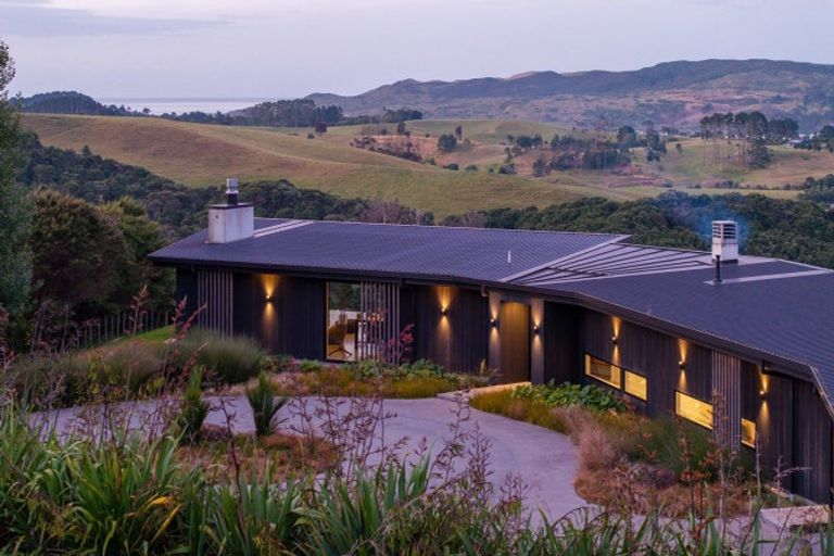 Photo of property in 215b Benseman Road, Raglan, 3296