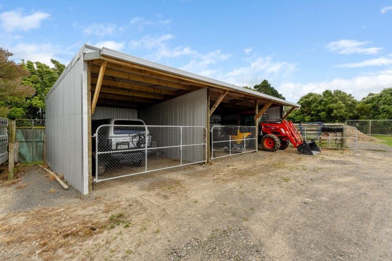 Photo of property in 28 Hanlon Road, Ashhurst, 4884