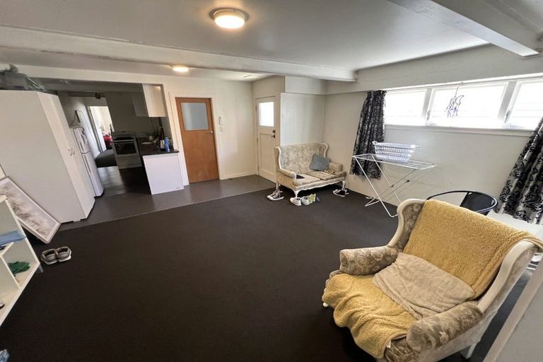 Photo of property in 2/239 Adelaide Road, Newtown, Wellington, 6021