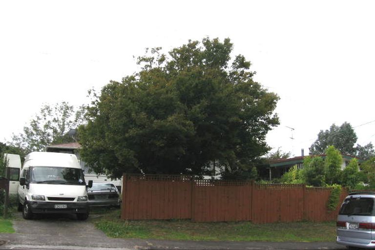 Photo of property in 29 Levesque Street, Birkdale, Auckland, 0626