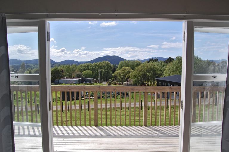 Photo of property in 14 Pavel Place, Kaiwaka, 0573