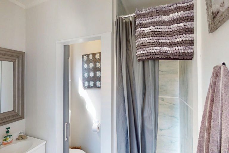 Photo of property in 4 Gloucester Street, Waitarere Beach, Levin, 5510