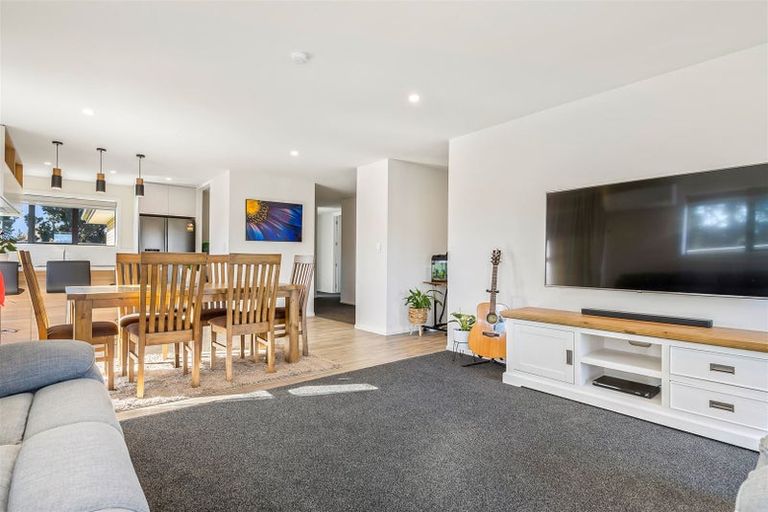 Photo of property in 10 Wykes Place, Amberley, 7410