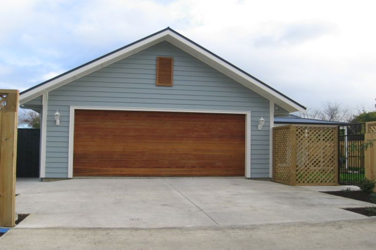 Photo of property in 30 Heretaunga Street, Palmerston North, 4414
