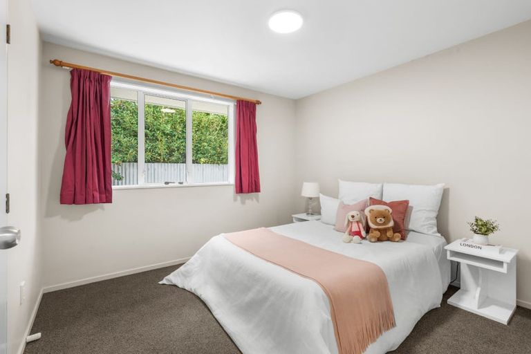 Photo of property in 42 Waimairi Road, Upper Riccarton, Christchurch, 8041