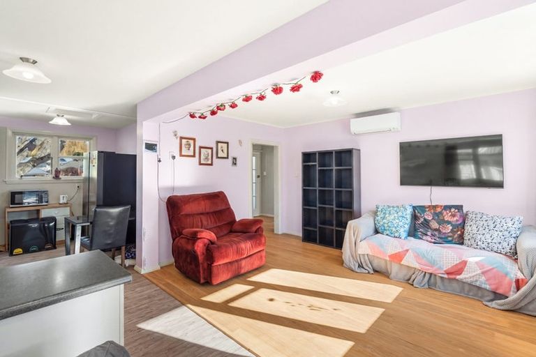 Photo of property in 20 Truman Road, Bryndwr, Christchurch, 8053