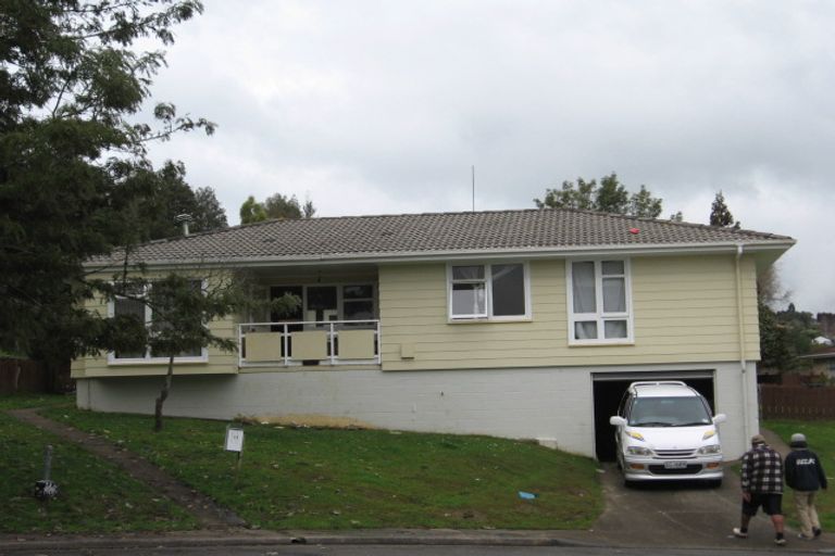 Photo of property in 11 Game Place, Red Hill, Papakura, 2110