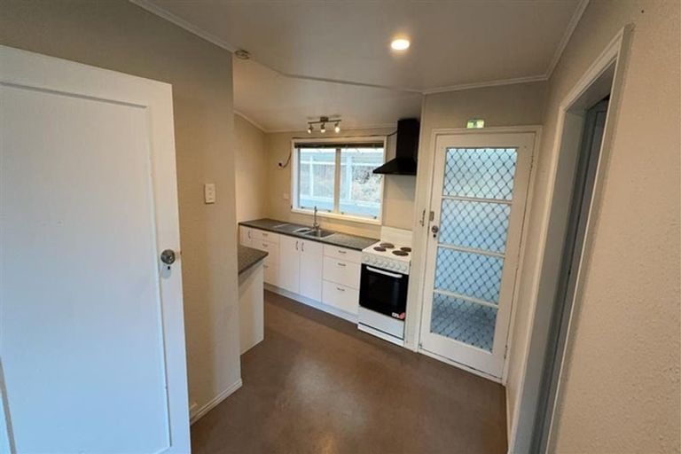 Photo of property in 2/51 Maratahu Street, Westown, New Plymouth, 4310