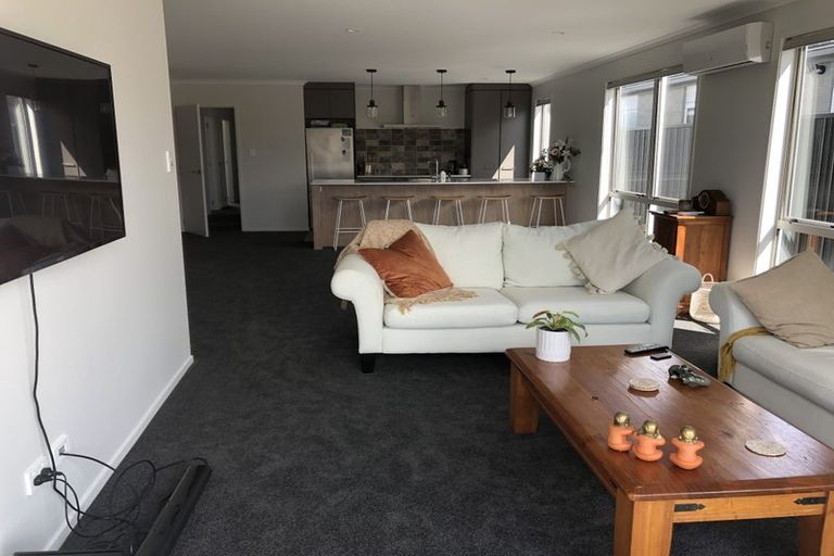 Photo of property in 30 Empire Crescent, Papamoa, 3118