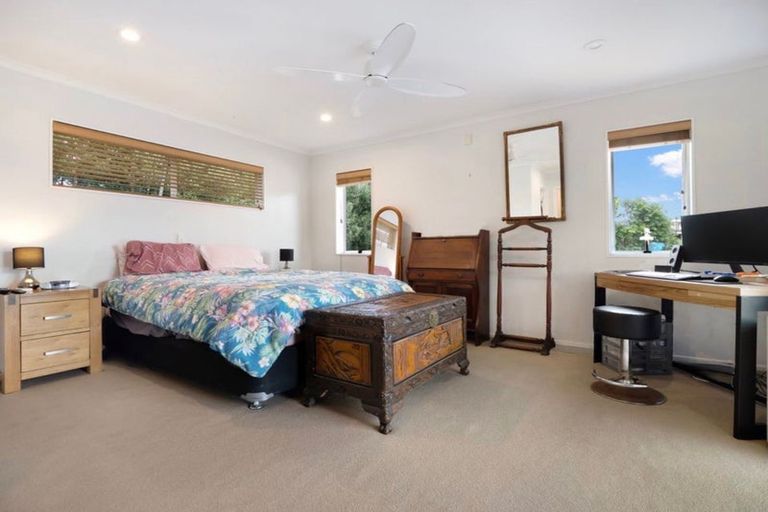 Photo of property in 38 Helvetia Road, Pukekohe, 2120